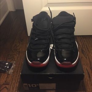 AJ 11 BRED 2012 SZ 10.5 lIKE NEW OFFER UP